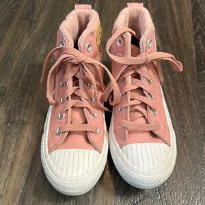 Girls converse